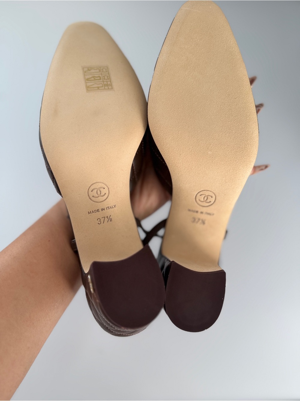 CHANEL QUILTED SLINGBACK MID HEELS - Picture 5 of 5